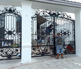 Mẫu cổng sắt mỹ nghệ