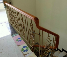 Cầu thang sắt nghệ thuật cao cấp