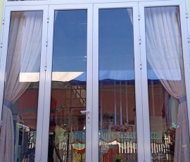 Mẫu cửa nhôm 4 Cánh 