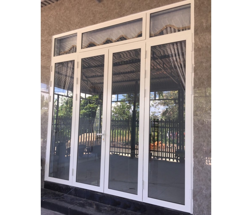 Cửa nhôm 4 cánh