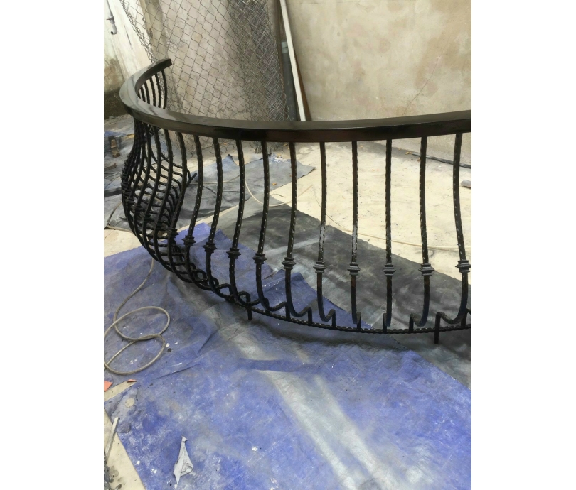 Lan can sắt mỹ nghệ