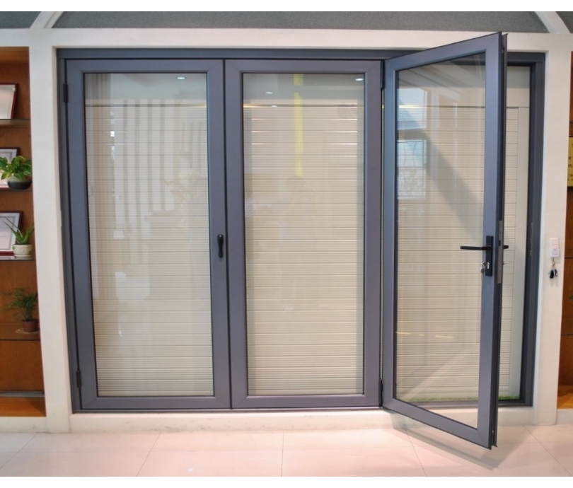 Cửa đi 3 cánh xếp trượt