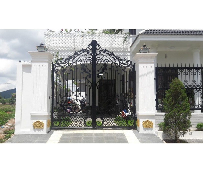 Cổng Sắt Mỹ Nghệ Cao Cấp